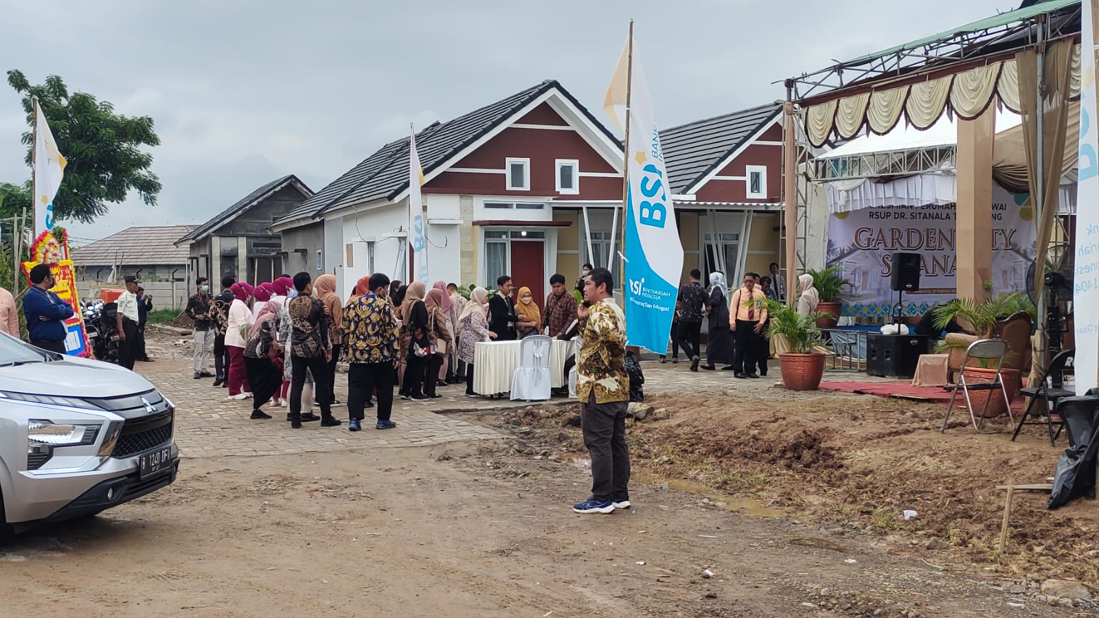 Teks foto.ist 
Peresmian Perumahan Garden City Sitanala di Kabupaten Tangerang hasil kerjasama RCM Grop dengan RSUP Sitanala.
