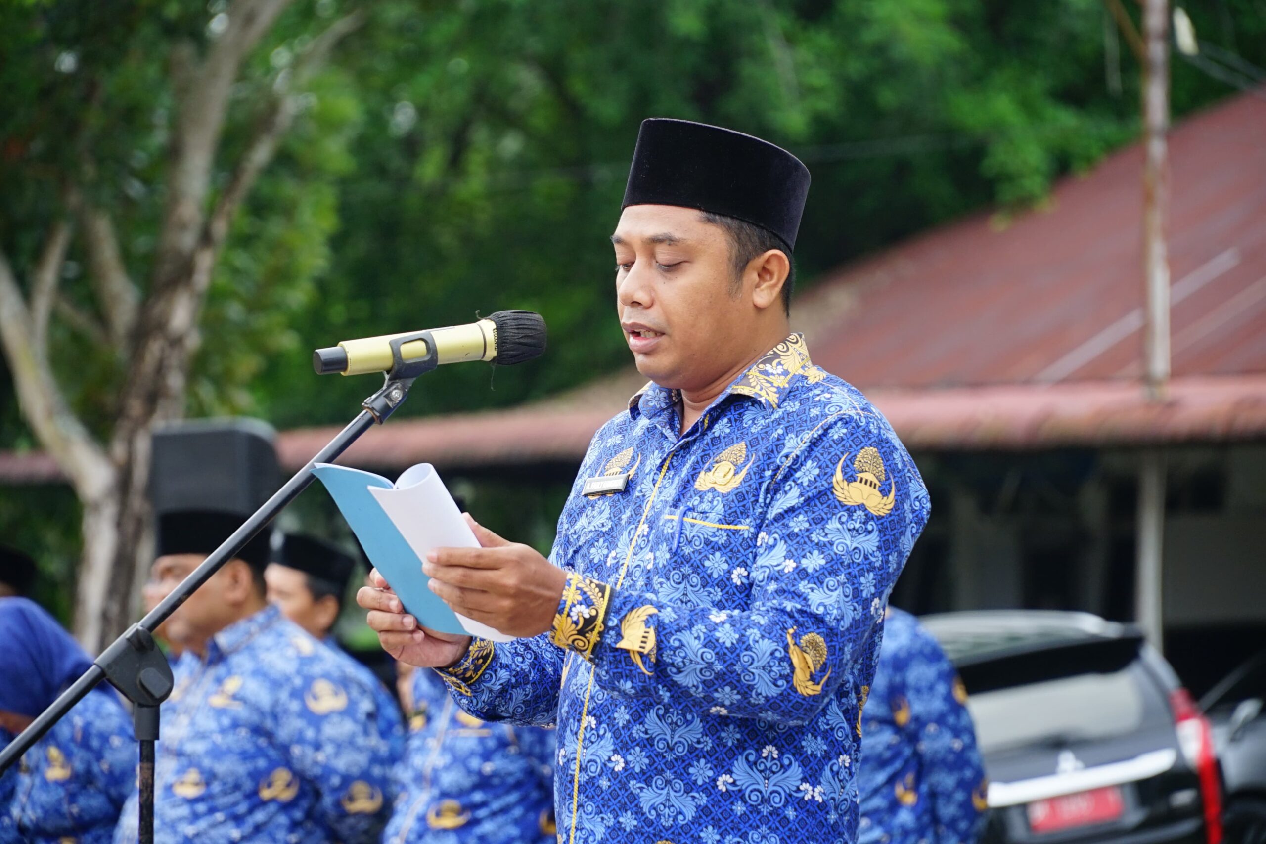 Kepala Dinas Kominfo Labuhanbatu Ahmad Fadly Rangkuti saat pembacaan pidato tertulis Bupati Labuhanbatu